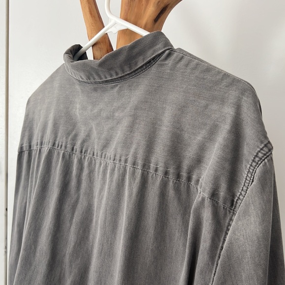 Calvin Klein Casual Button Down - Picture 4 of 4